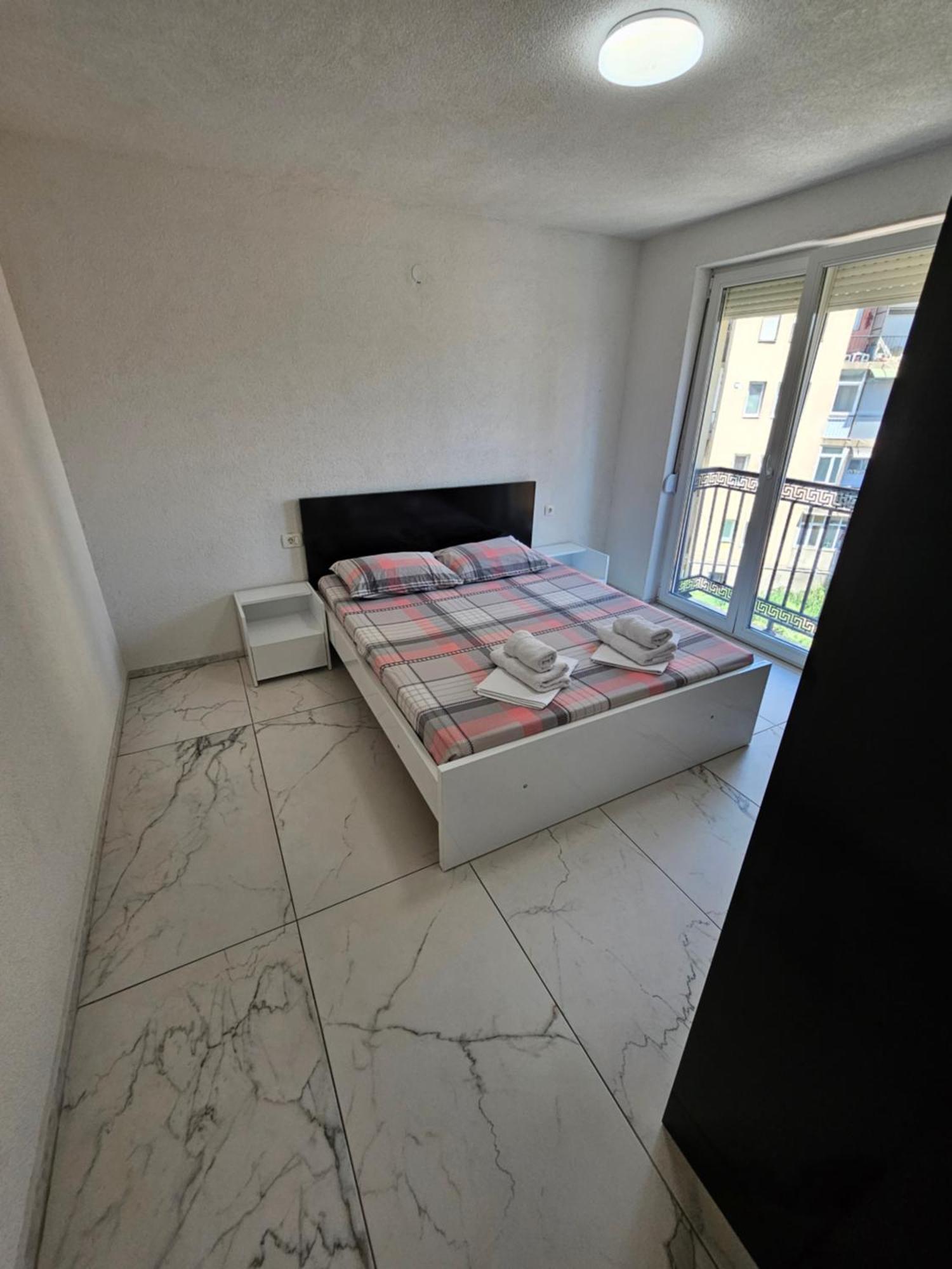 Xxl Apartments City Centar Bitola Bagian luar foto