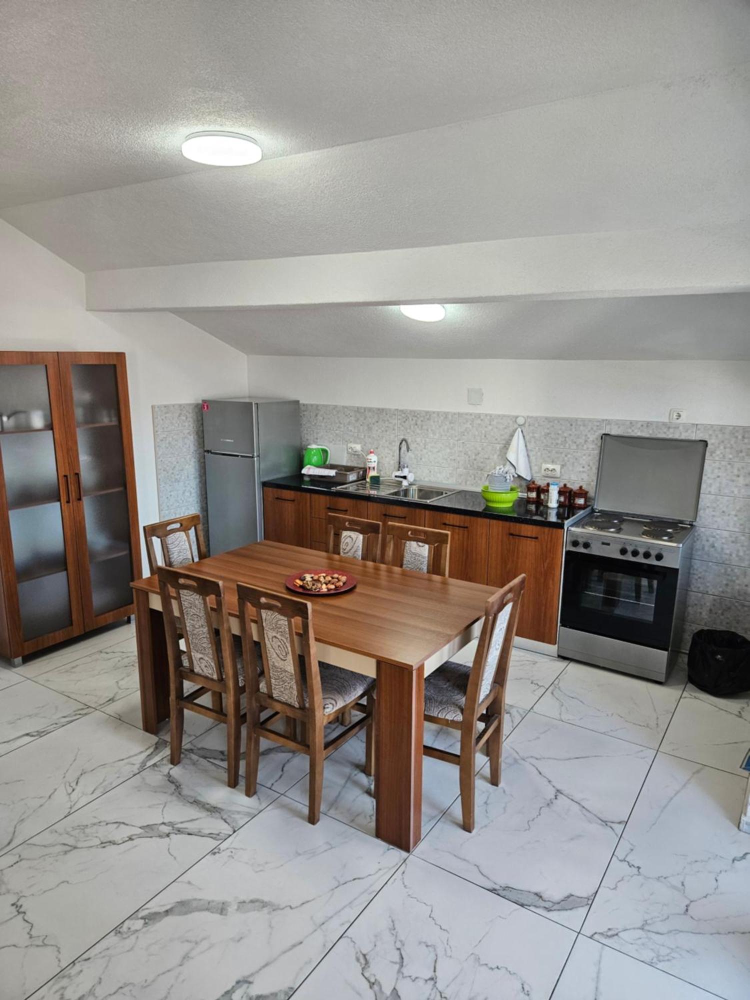 Xxl Apartments City Centar Bitola Bagian luar foto