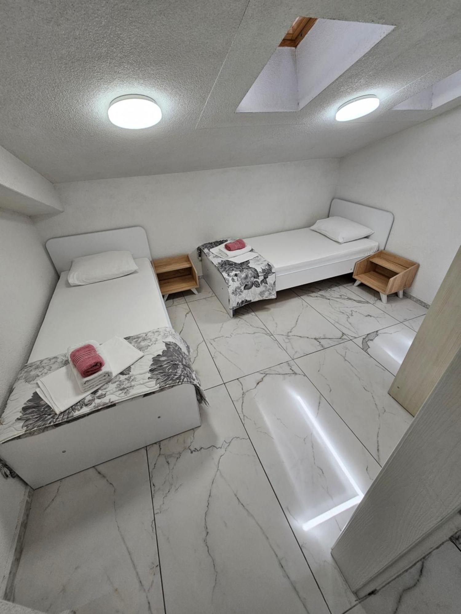 Xxl Apartments City Centar Bitola Bagian luar foto