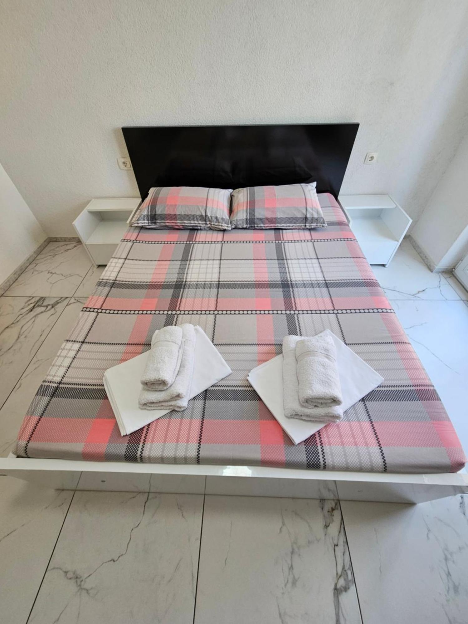 Xxl Apartments City Centar Bitola Bagian luar foto