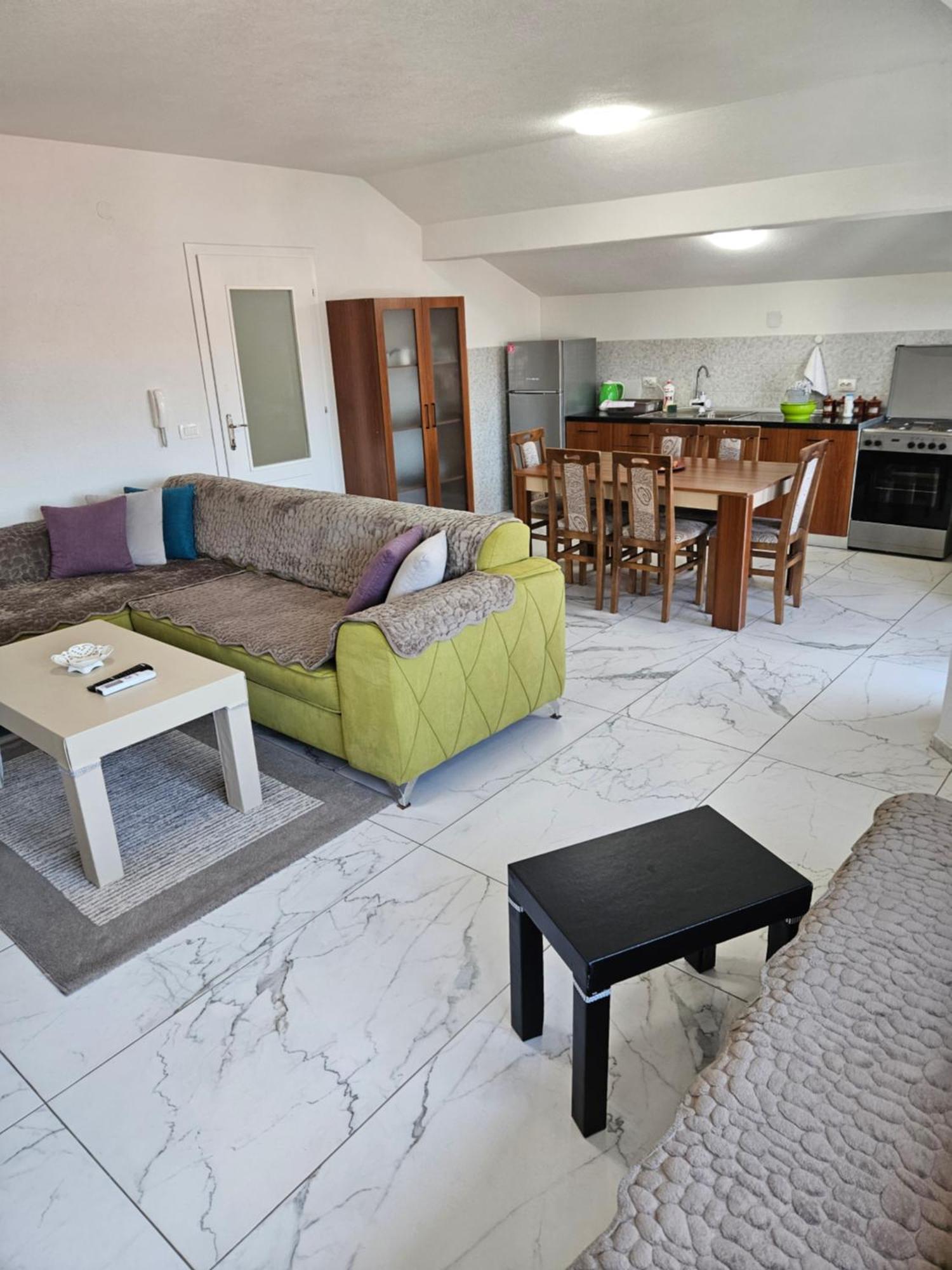 Xxl Apartments City Centar Bitola Bagian luar foto