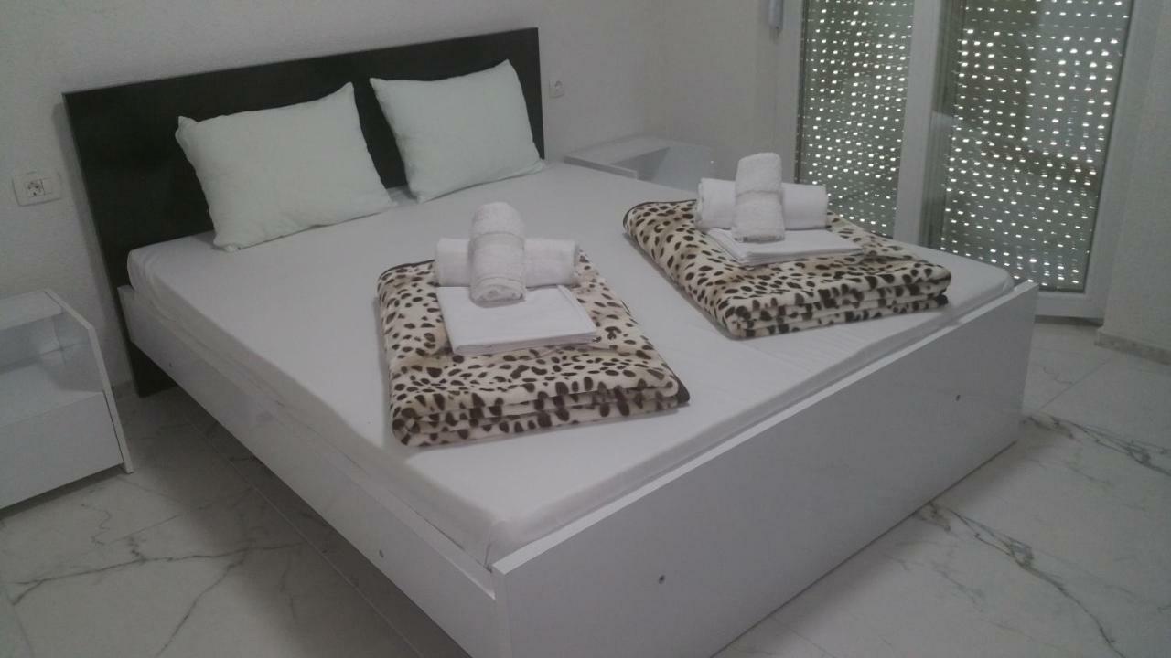 Xxl Apartments City Centar Bitola Bagian luar foto