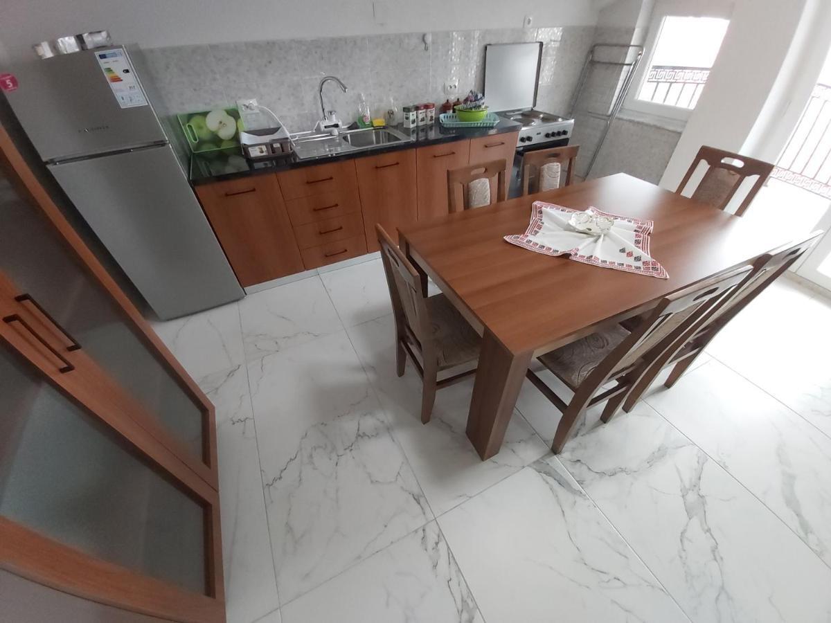 Xxl Apartments City Centar Bitola Bagian luar foto
