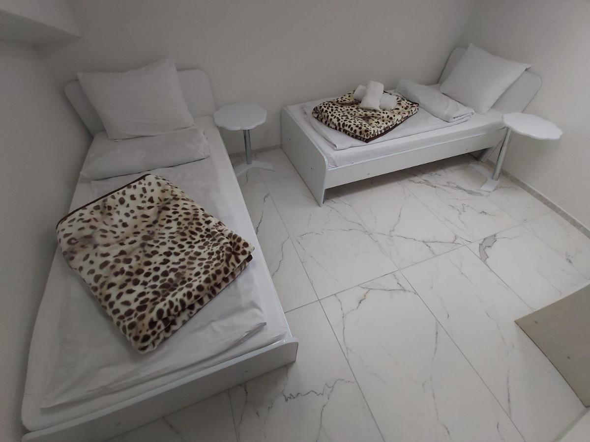 Xxl Apartments City Centar Bitola Bagian luar foto